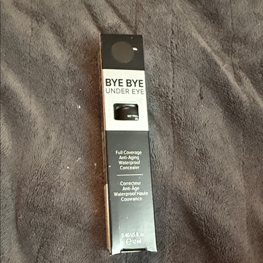 IT Cosmetics Bye Bye Under Eye Concealer -